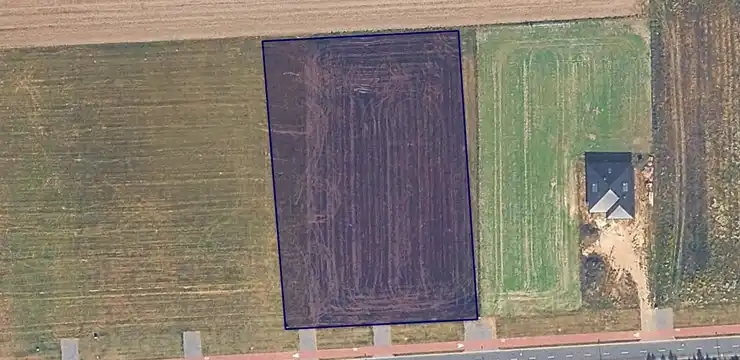Działka na sprzedaż - ŁÓDZKIE, bełchatowski, Kleszczów, Łuszczanowice 372/1