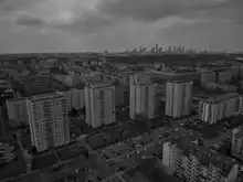 Osiedla grzebieniowe, bloki ustawione jak na planszy. Jak w PRL projektowano osiedla i dlaczego Wrocław chroni je dziś planami miejscowymi