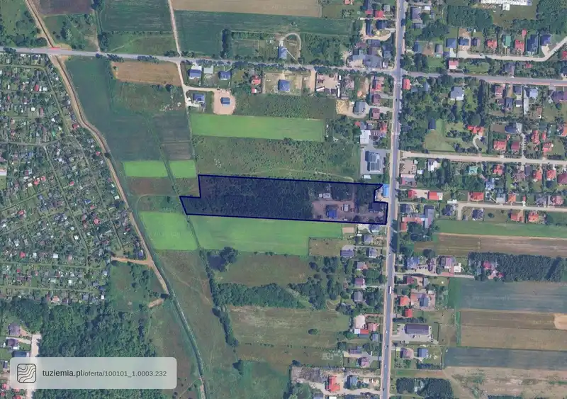 Działka na sprzedaż 03